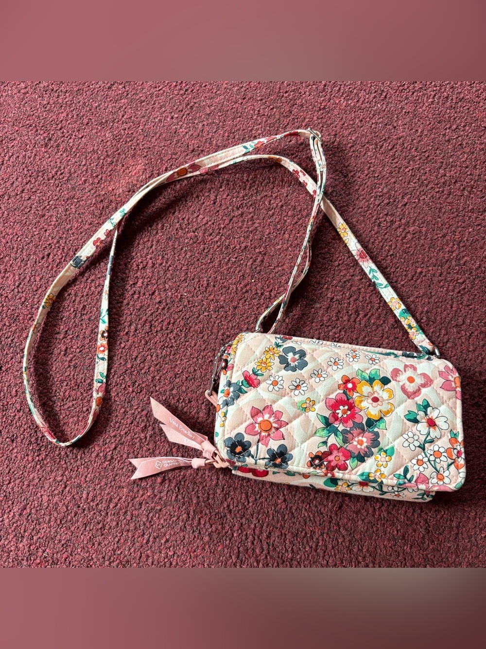 Vera Bradley Pink Floral Quilted Crossbody Wristlet Wallet Prairie Paisley